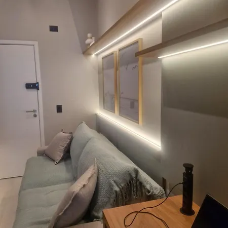 Studio aconchegante NOVO Praia Grande, com piscina-3